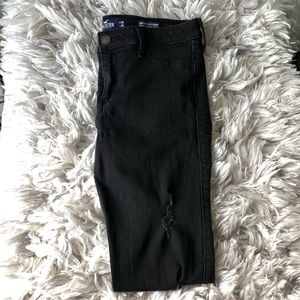 hollister ripped black jeans